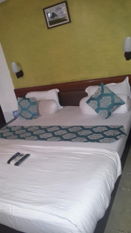 Hotel Peace Park Panvel Exterior foto