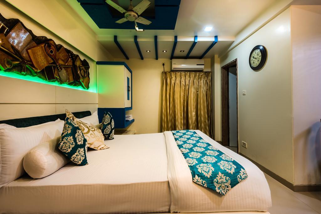 Hotel Peace Park Panvel Exterior foto