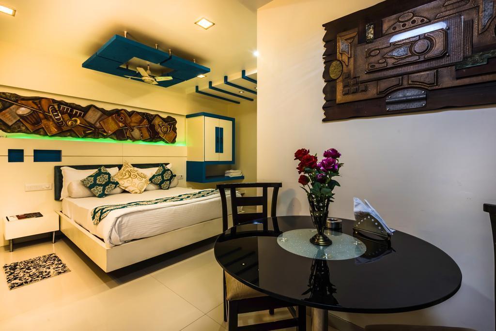 Hotel Peace Park Panvel Exterior foto