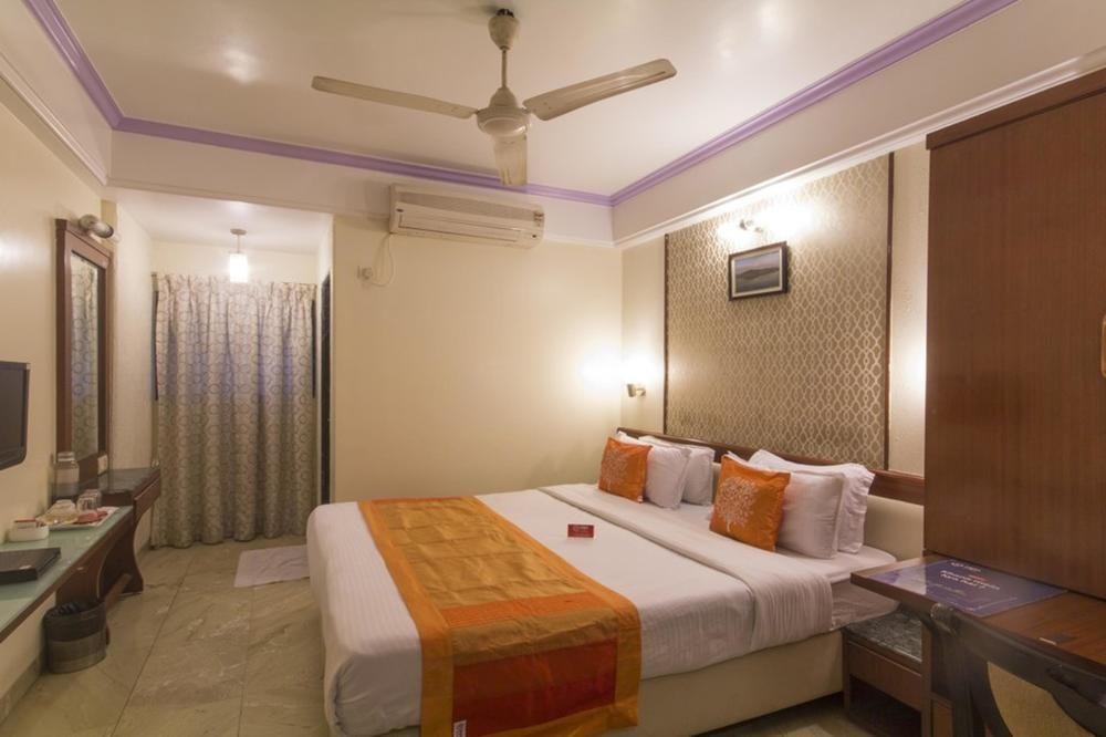 Hotel Peace Park Panvel Exterior foto